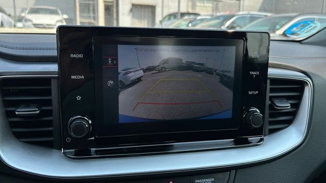 Kia Ceed 1.0 MHEV 88KW DRIVE DCT 120 5P