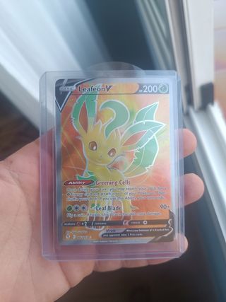 Leafeon V 166/203 - Carta Pokémon