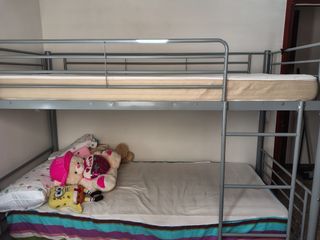 Litera metálica infantil