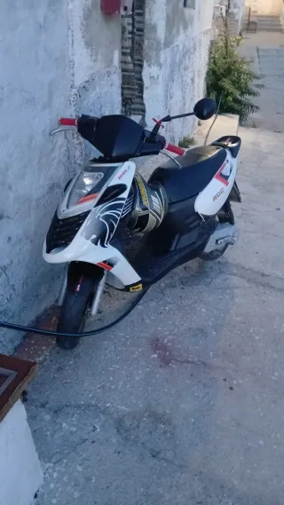 Aprilia Sonic itv 26