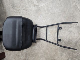 Baúl almacenaje moto SHAD