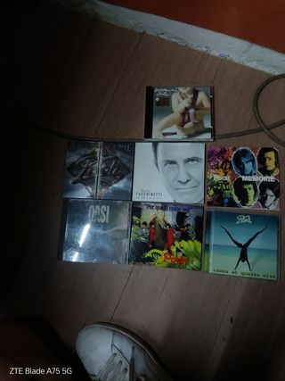 CD Pooh & altri artisti