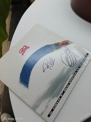 Vinile Pooh - Il cielo è blu sopra le nuvole