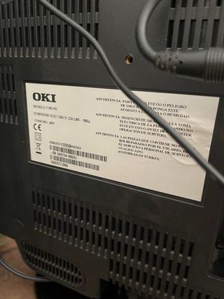 TV OKI 19” Televisión negra con descodificador