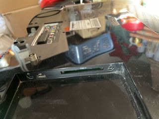 TV OKI - Televisión 21,5” negra