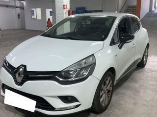 Renault Clio 0.9 TCe 90cv GLP Limited -18