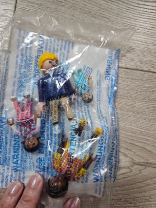 Playmobil 70757 Family set Limited-4 dolls