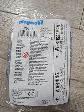 Playmobil 70757 Family set Limited-4 dolls