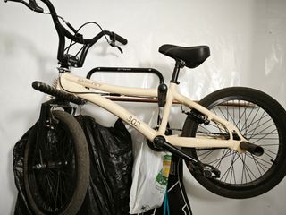 Bicicleta BMX Monty 302