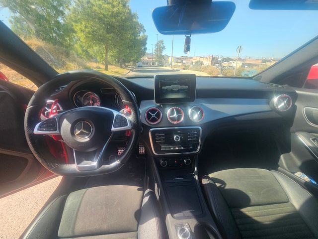 Mercedes-Benz Clase CLA 2016