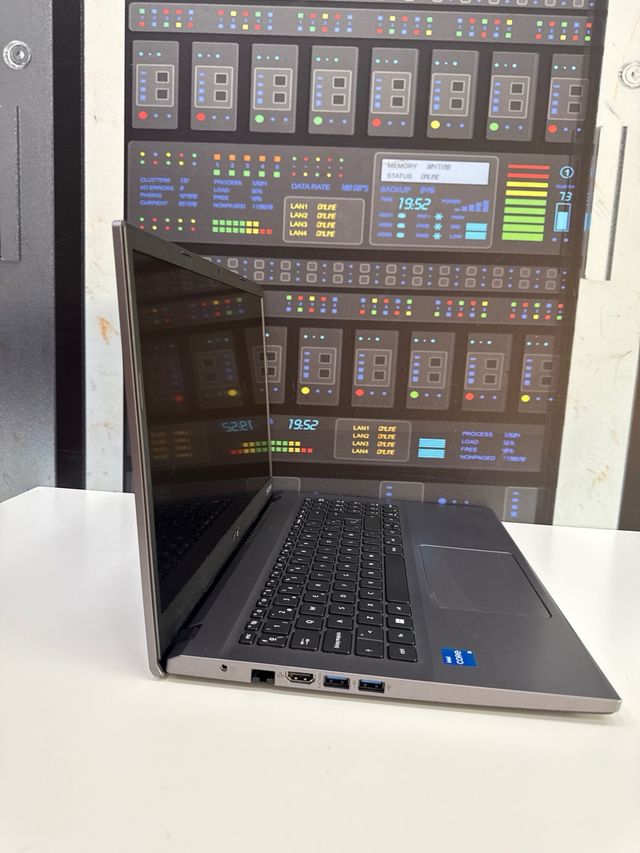 PORTATIL ACER EXTENSA 215-55 (NUEVO)