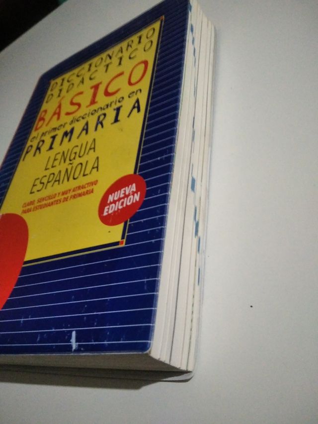 Diccionario básico primaria 2002