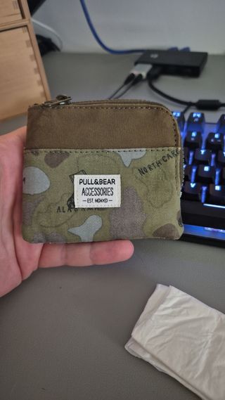 Monedero Pull&Bear camuflaje