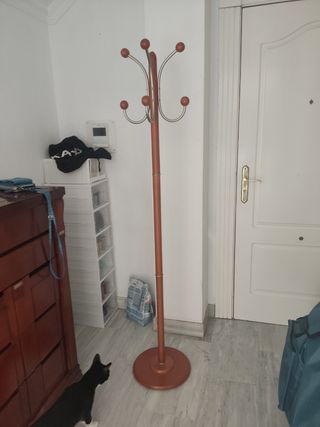 Perchero de pie