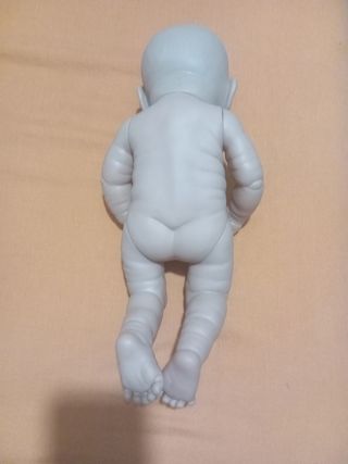 Muñeco bebé realista