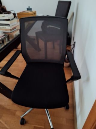 Silla escritorio ergonómica negra