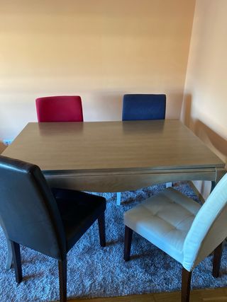 Mesa Comedor 4 sillas - Gris Plata