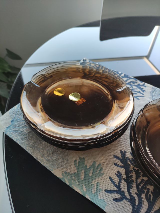 8 Platos Duralex marrón