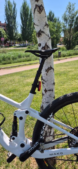 Bicicleta BERRIA MAKO MTB 29" Carbono