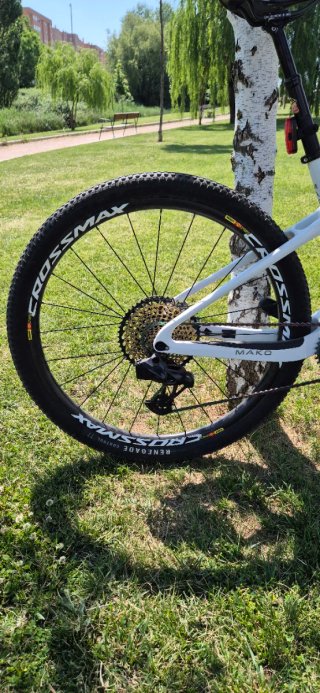 Bicicleta BERRIA MAKO MTB 29" Carbono