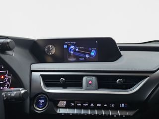 Lexus UX 2.0 250h Business