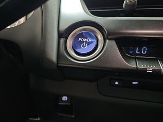 Lexus UX 2.0 250h Business