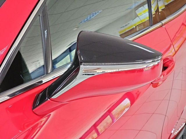 Lexus UX 2.0 250h Business