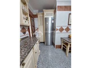 Casa en venta en Lucena