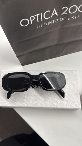 Gafas Prada negras nuevas