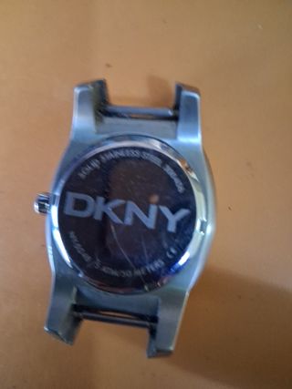 Reloj DKNY - Beige y Plata