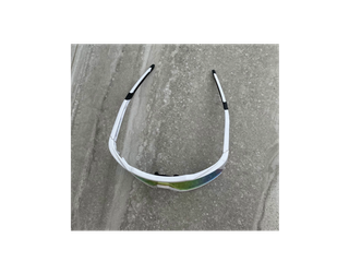 Gafas sol deportivas blancas doradas