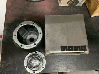 Adaptador Momo para volante
Ford