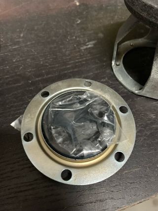 Adaptador Momo para volante
Ford