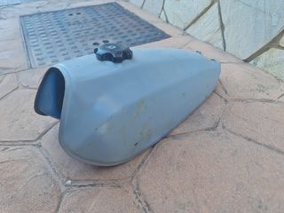 Depósito gasolina Suzuki RV 125/200 Van Van