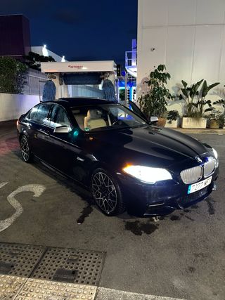 BMW Serie 5 550d 2013