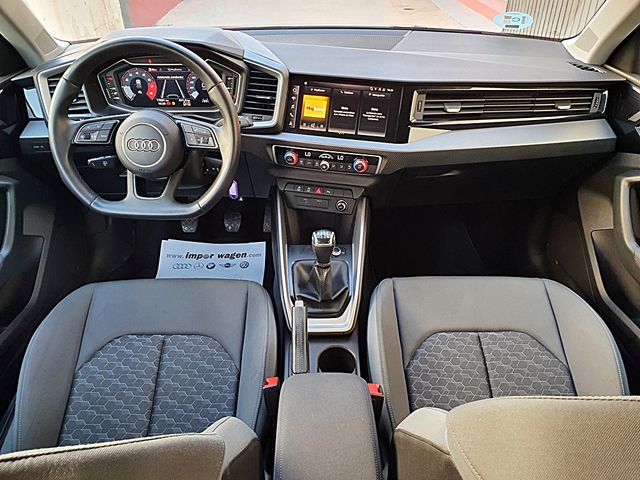 Audi A1 30 tfsi, CARPLAY, 6 vel, LED, cámara...
