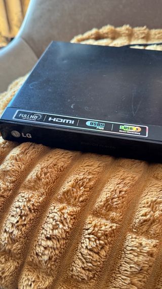 Reproductor DVD LG DP132H - HDMI