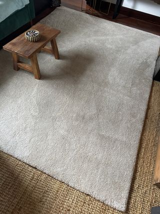 Tappeto beige in poliestere a pelo corto