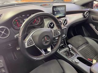 Mercedes-Benz Clase CLA 2017