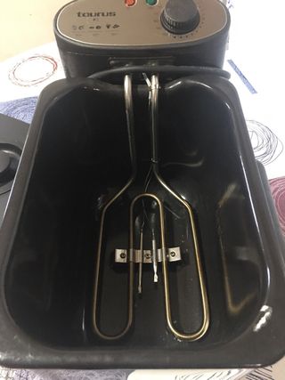 Freidora Taurus 3L - Casi nueva