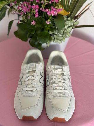 Zapatillas New Balance WR996NEB beige