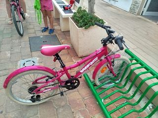 Bicicleta WRC CONOR 22" niña