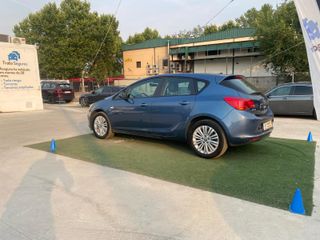 Opel Astra 2013