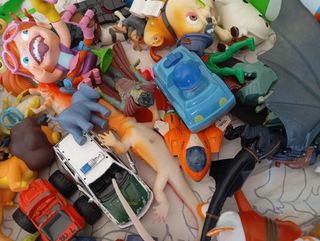 Lote de JUGUETES antiguos