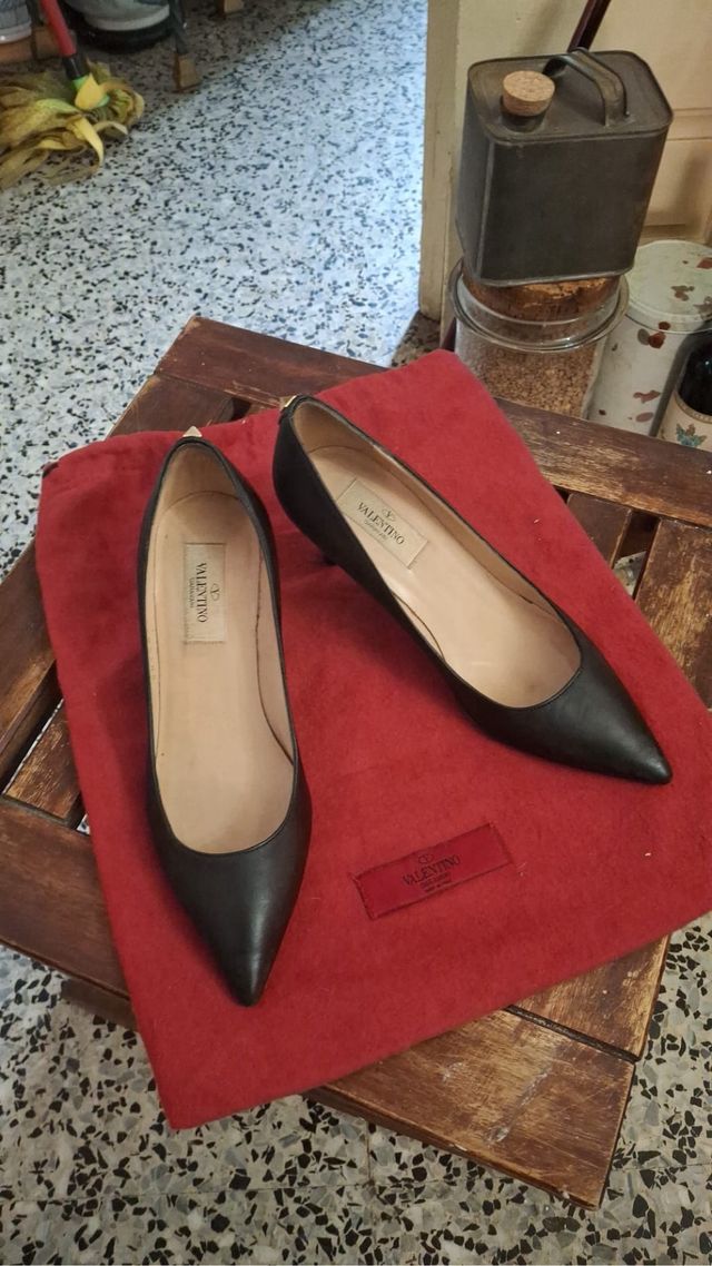 Tacones Valentino negros italianos
