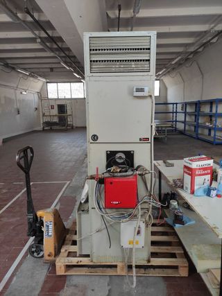 Generatore aria calda RIELLO (prezzo trattabile)