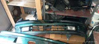 Parachoques Clio 1.2 verde