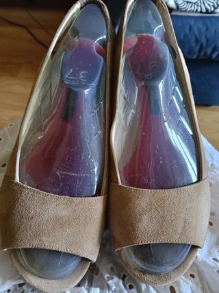 Sandalias Carolina Herrera beige