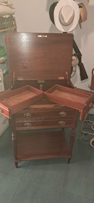 Mueble antiguo 3 cajones madera la cerradura no va