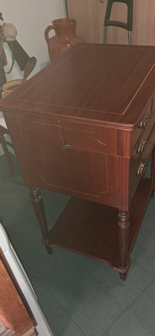 Mueble antiguo 3 cajones madera la cerradura no va